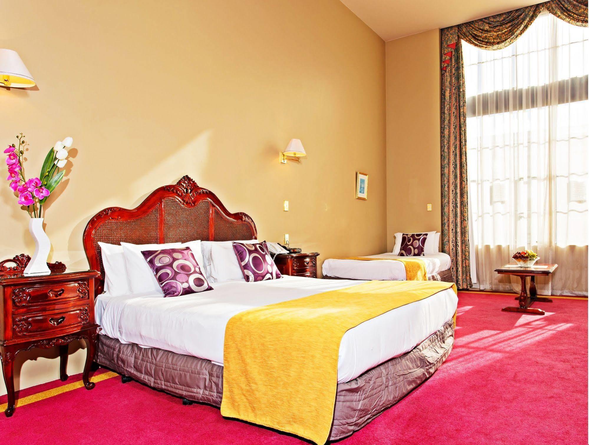 Vr Hotel 4*
